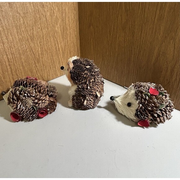 Rustic Woodland Hedgehog Christmas Holiday Decor Cottage Core  Set Of 3 - READ - Picture 7 of 12